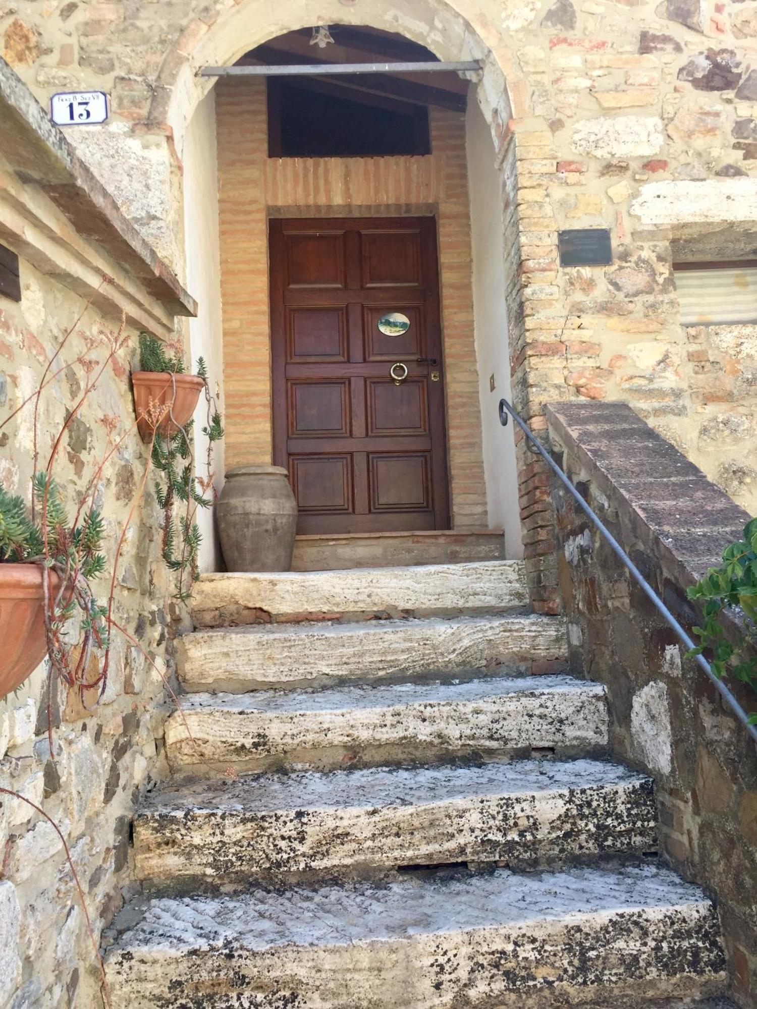 Agriturismo Le Querciole In Val D'Orcia บาโญวีโญนี ภายนอก รูปภาพ
