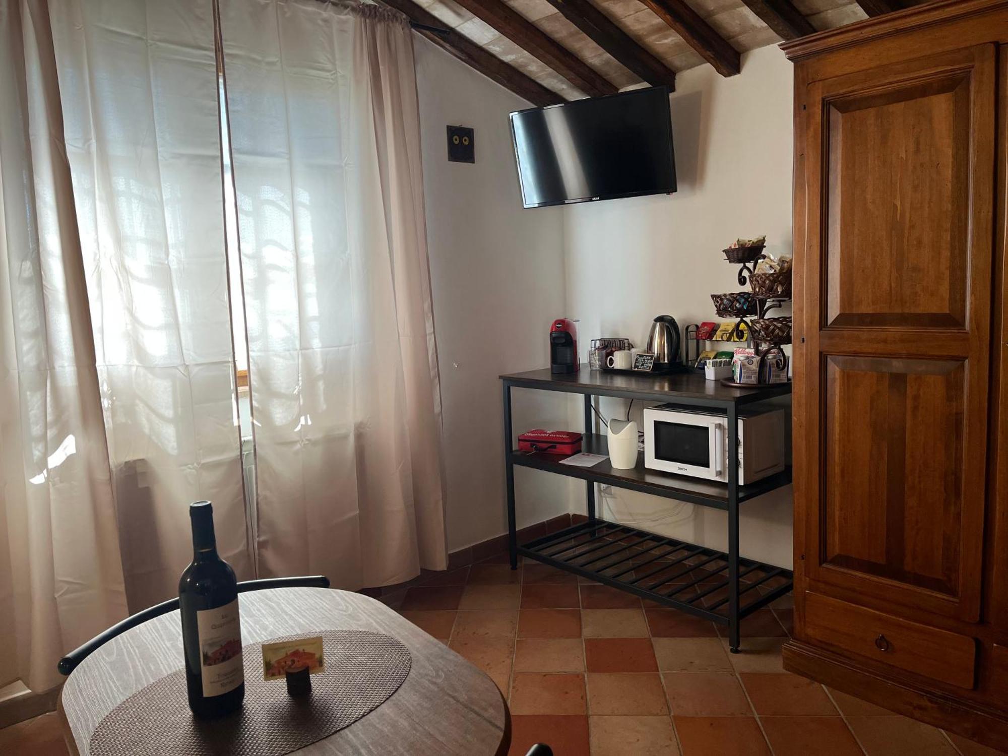 Agriturismo Le Querciole In Val D'Orcia บาโญวีโญนี ห้อง รูปภาพ